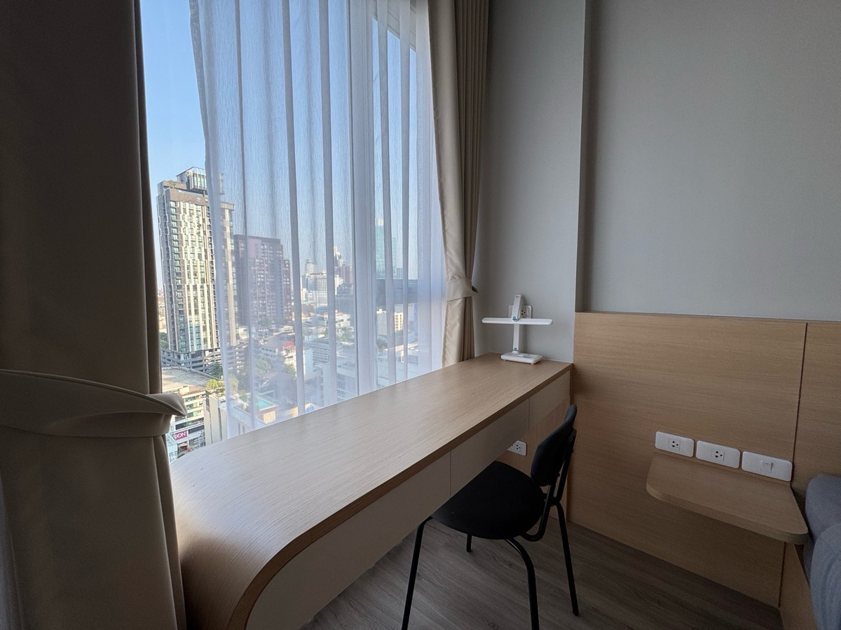 For RentCondoSukhumvit, Asoke, Thonglor : 🔥 Live in Thonglor with style — without overpaying 🔥 Culture Thonglor — prime location 🛏️1Bed 32sq.m. 28k/m
📞Phat 064-642-8664
📞Nui 094-624-2014
