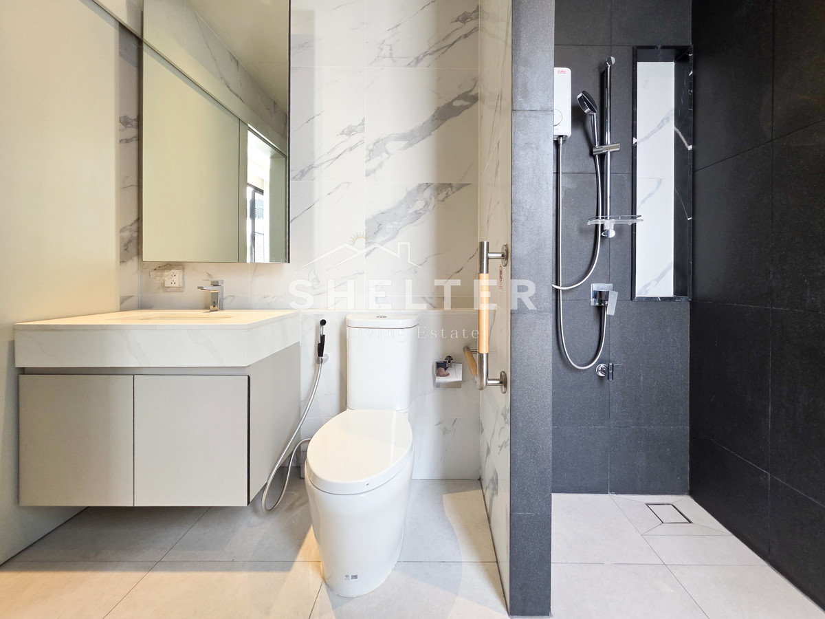 For RentHousePattanakan, Srinakarin : Single house ready for rent, Super Luxury, near Brighton International School | Wellington