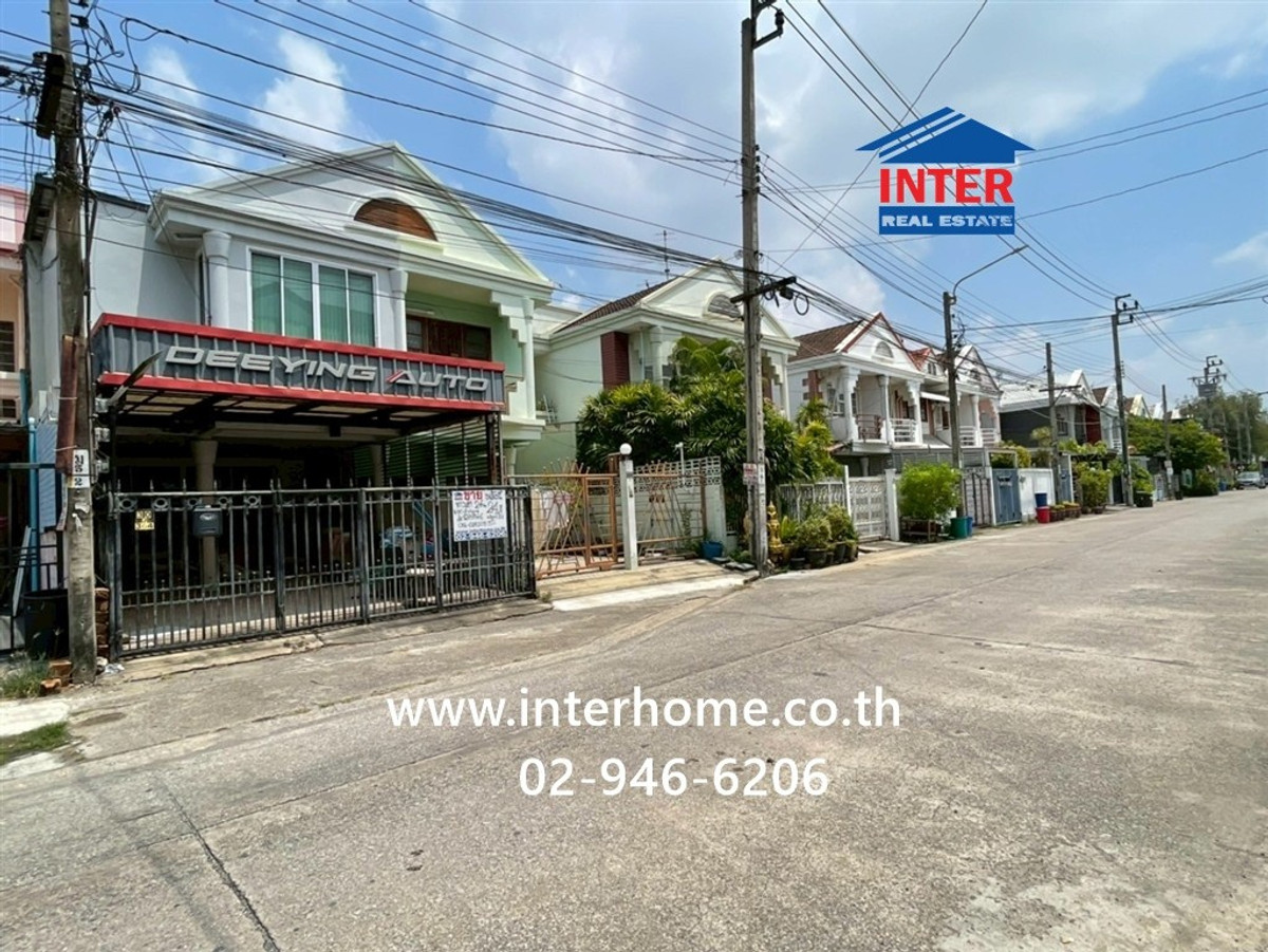 ขายนวมินทร์ รามอินทรา : บ้านเเฝด 2 ชั้น 24.8 ตร.ว. หมู่บ้านฉัตรทิพย์ ใกล้โลตัสนวมินทร์ ซอยนวมินทร์84 ถนนนวมินทร์ ถนนรามอินทรา เขตบึงกุ่ม กรุงเทพมหานคร