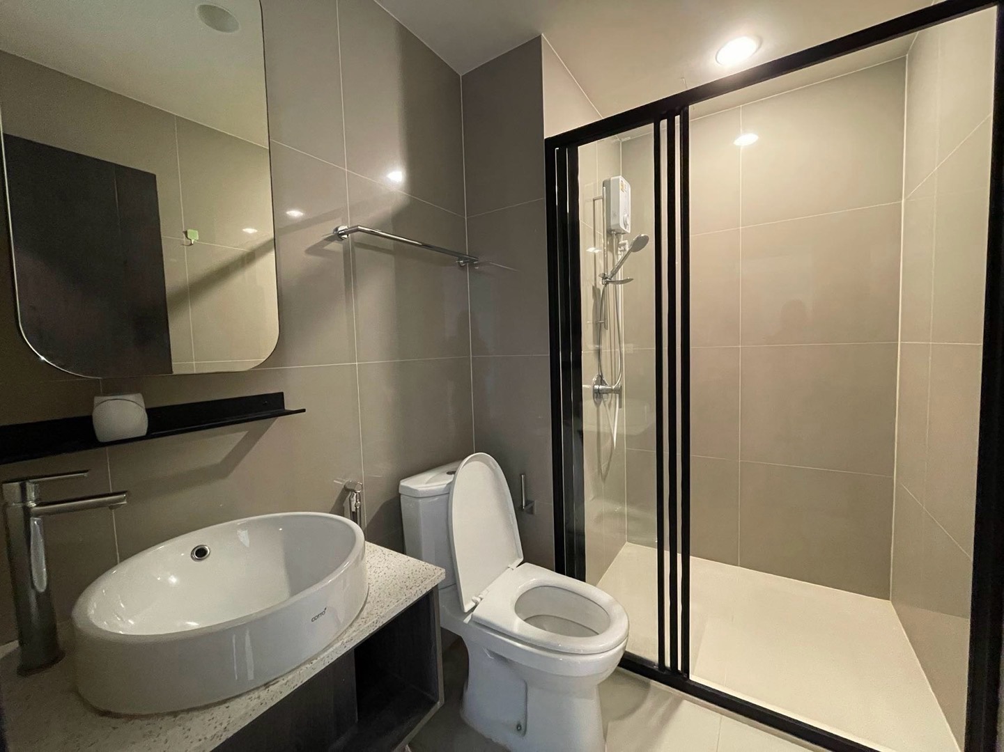 ให้เช่าคอนโดรัชดา ห้วยขวาง : 2 Bed XT HUAIKHWANG Ready to move in
