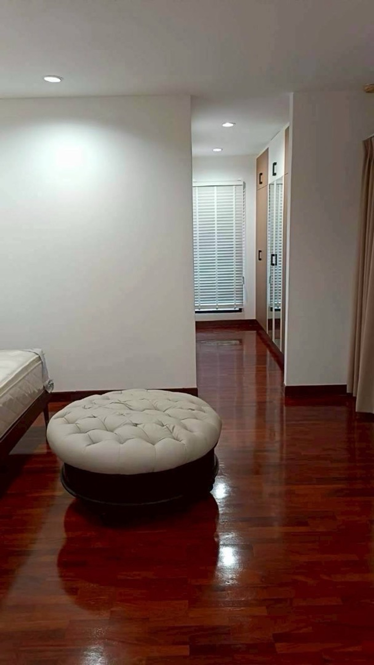 ให้เช่าบ้านมีนบุรี-ร่มเกล้า : (หมู่บ้าน เอ็กซ์คลูซีฟ 39)
รามคำแหง108