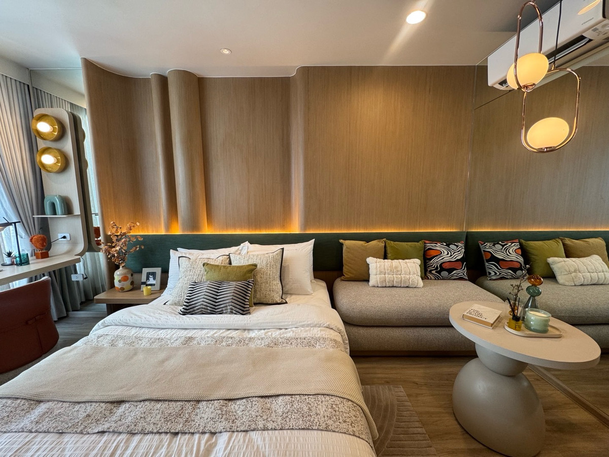 ขายคอนโดสุขุมวิท อโศก ทองหล่อ : ✨ Culture Thonglor 🚆 Only 250 meters from BTS Thonglor – easy walk!
🛏 Studio📏 26 sq.m.💰 Price: 3.99 MB
☎️Phat 064-642-8664