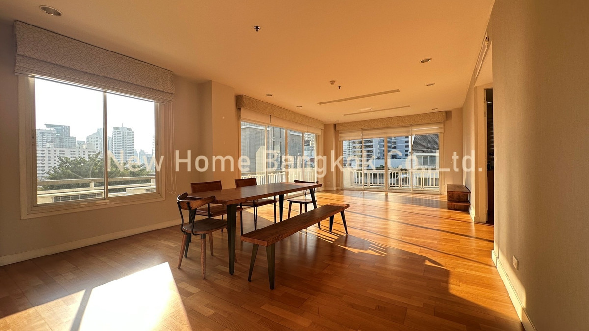 For RentCondoSathorn, Narathiwat : Luxury Condo for Rent – Sathorn | 250 sqm Corner Unit