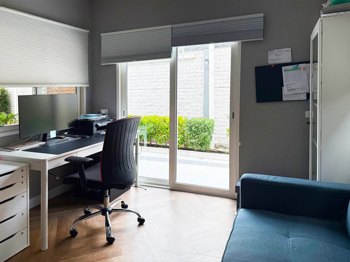 For SaleHousePattanakan, Srinakarin : 🏡 Only 6 Million Baht!! Detached House for Sale Golden Village On Nut 65