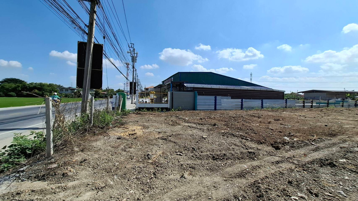 ขายที่ดินนนทบุรี บางใหญ่ บางบัวทอง : ขายที่ดินเปล่า ถมแล้ว ทำเลดี ใกล้โรงเรียนสารสาสน์ อำเภอบางบัวทอง จังหวัดนนทบุรี