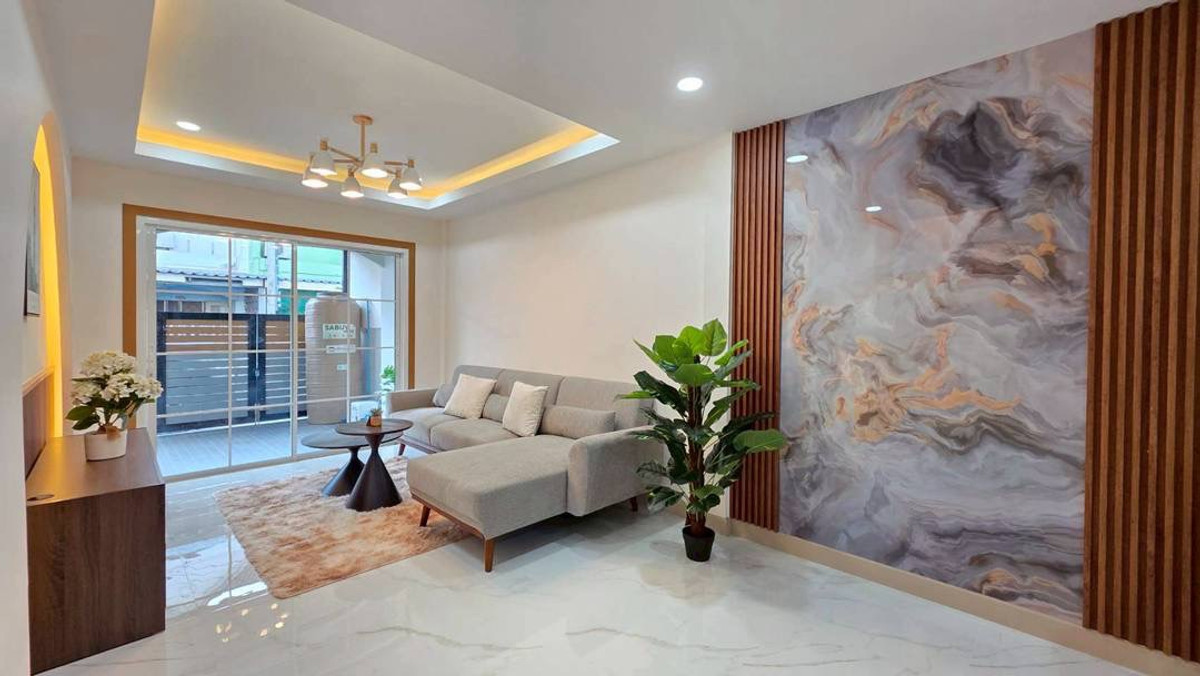 ขายทาวน์โฮมนนทบุรี บางใหญ่ บางบัวทอง : ขายทาวน์เฮาส์บัวทองธานีพาร์ควิลล์ 1 บางบัวทอง 21 ตร.ว. 4 นอน แต่งใหม่ฟรีเฟอร์ฯ Index ฟรีโอน