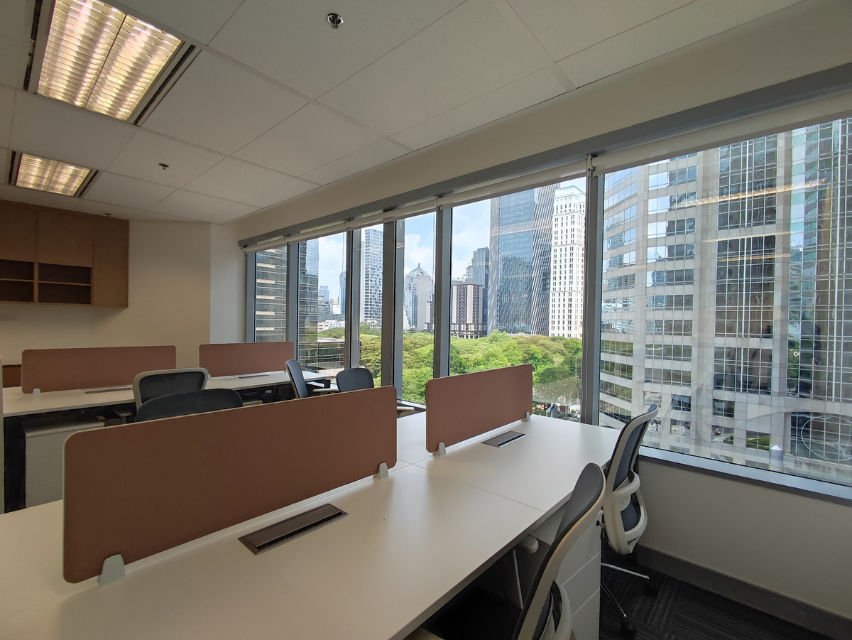 ให้เช่าสำนักงานวิทยุ ชิดลม หลังสวน : ออฟฟิศ สำนักงานให้เช่า เพลินจิต (Office For Rent) อาคาร แคปิตอล ทาวเวอร์ ออลซีซั่นเพลส ( Capital Tower All Seasons Place ) พื้นที่สำนักงาน ขนาด 100 - 1,300 ตารางเมตร ราคา 990 บาท/ตร.ม. ใกล้รถไฟฟ้า BTSเพลินจิต, ถนนวิทยุ, ลุมพินี, ชิดลม, ปทุมวัน, หลังสวน