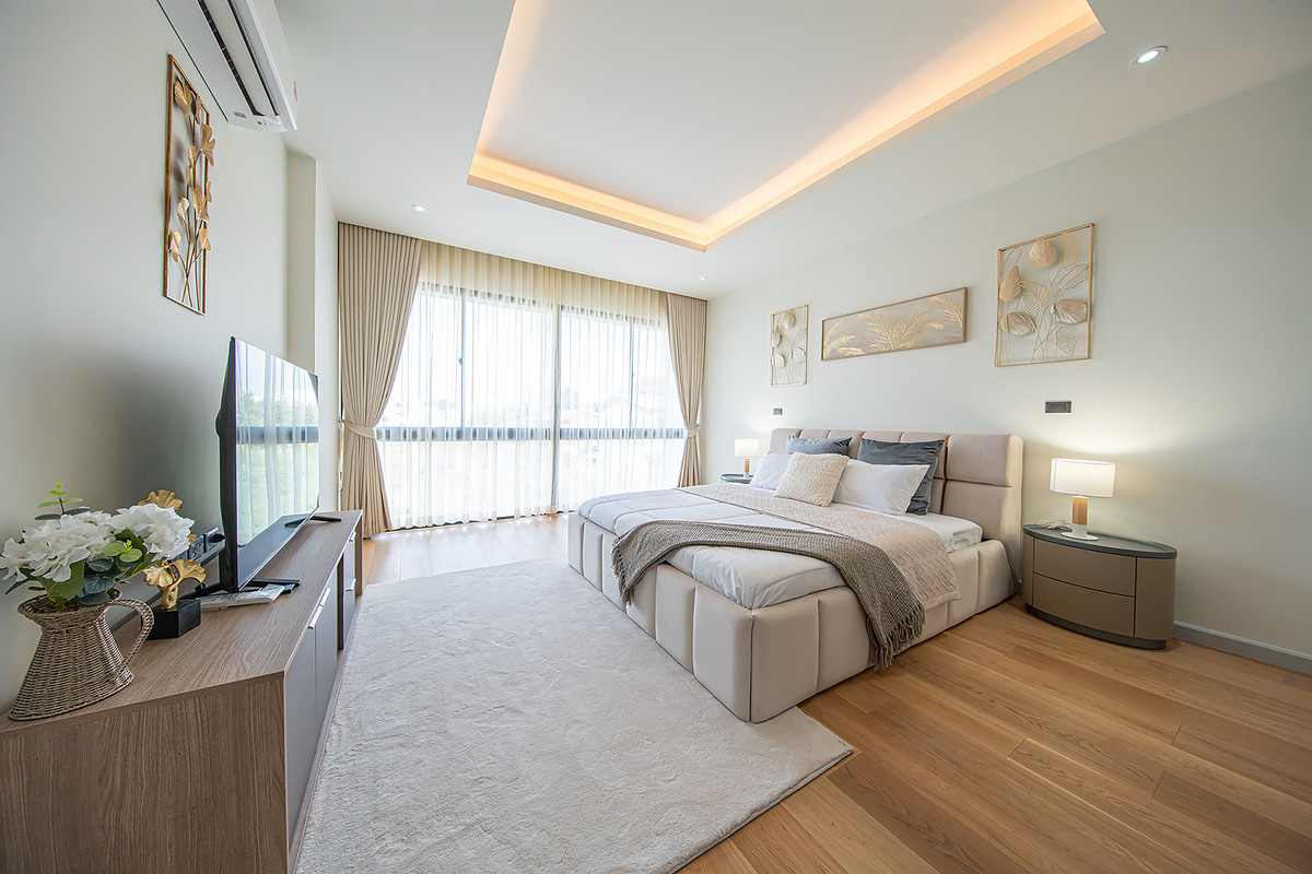 ขายบ้านโชคชัย4 ลาดพร้าว71 : [ขาย] ✨ บ้านเดี่ยว 3 ชั้น สไตล์ Modern Luxury พรีเมียมที่สุดในลาดพร้าว 101 | Feel Town ✨ แต่งครบ พร้อมลากกระเป๋าเข้าอยู่! เพียง 13.99 ล้าน (Rare Item มีเพียง 9 หลังในโครงการ!)