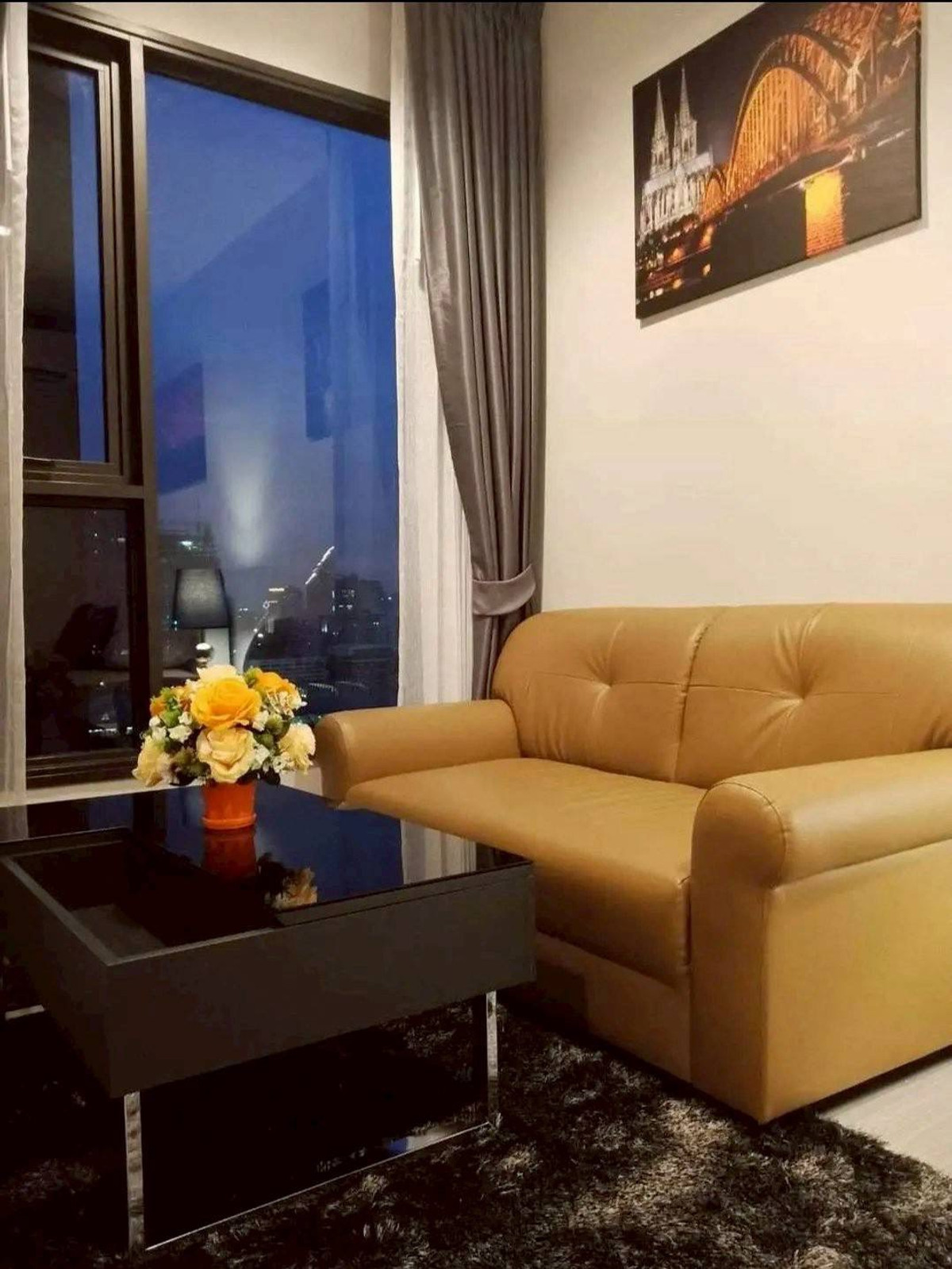 For RentCondoRama9, Petchburi, RCA : For Rent ✨ Life Asoke - Rama 9 ✨ Near Central Rama 9. Fully furnished with appliances.