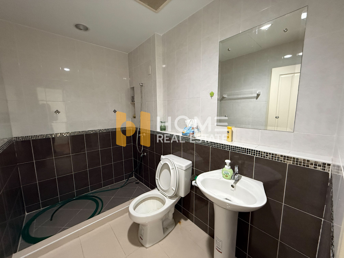 For SaleTownhomePattanakan, Srinakarin : Baan Klang Muang S - Sense Srinakharin / 4 Bedrooms (FOR SALE) GNG034