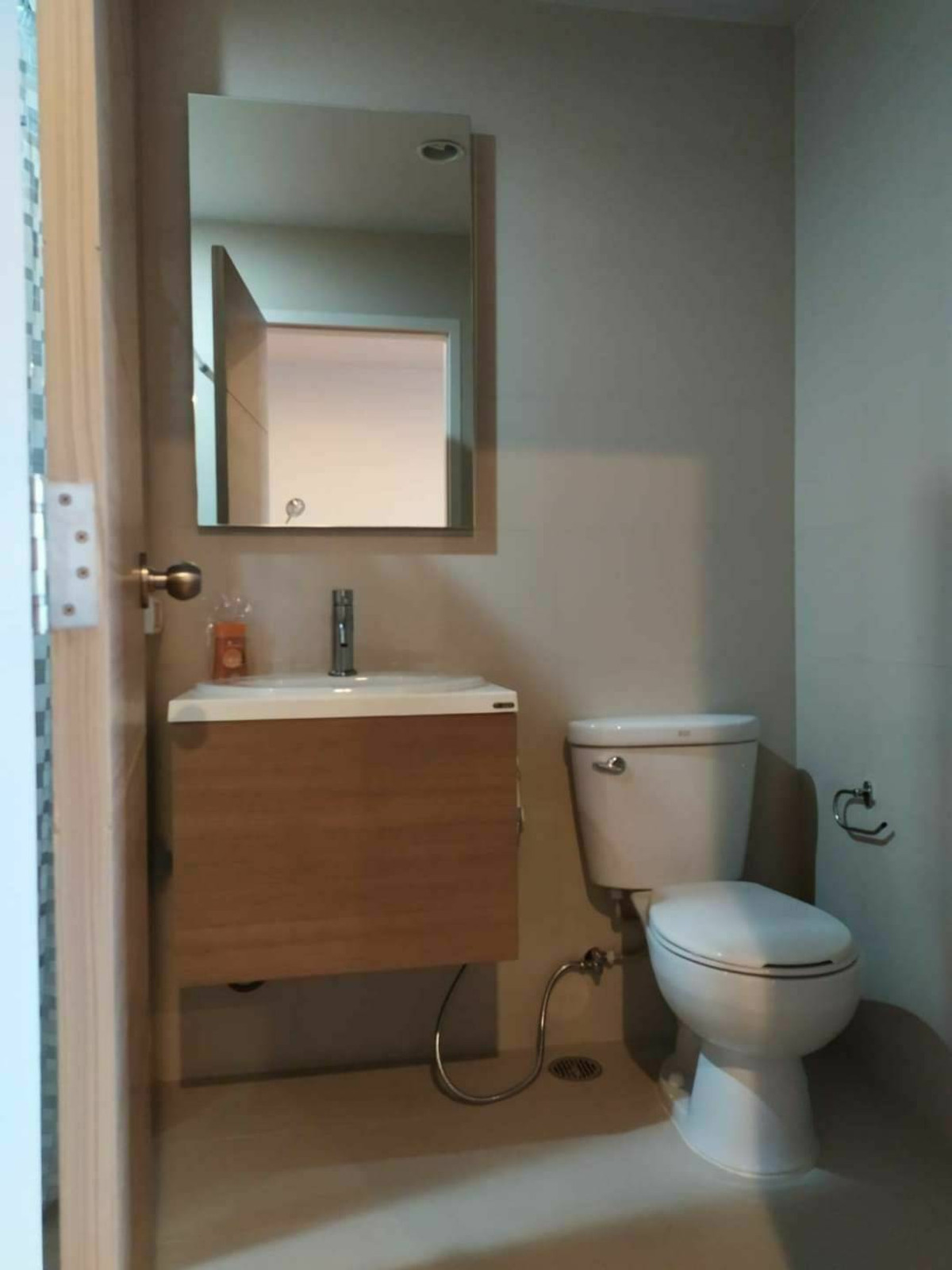 For RentCondoWongwianyai, Charoennakor : For Rent Hive Taksin 2bed2bath 67 Sqm Fullyfurnish 25,000-