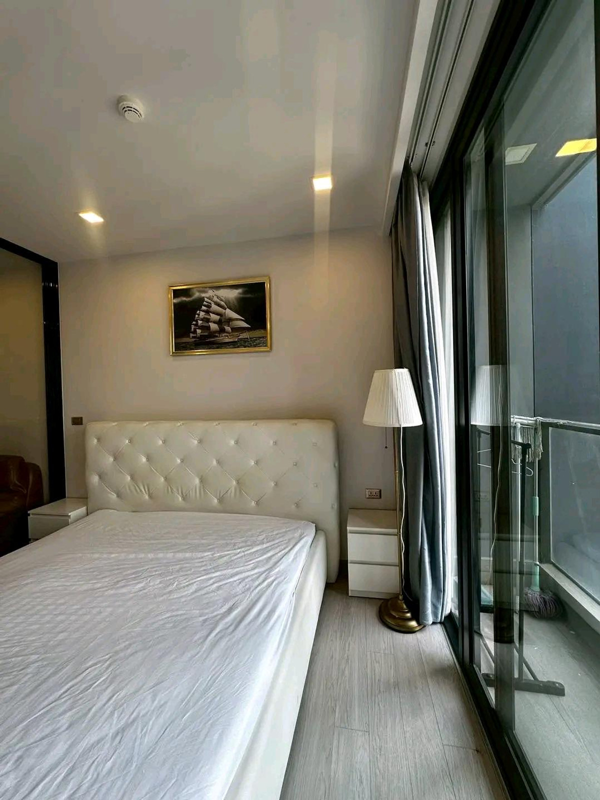 ขายคอนโดพระราม 9 เพชรบุรีตัดใหม่ RCA : 69 04 452 
ขาย วันไนน์ไฟว์ อโศก – พระราม 9