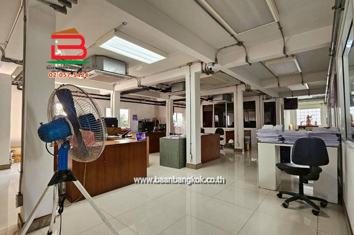 For SaleLandPattanakan, Srinakarin : Land with buildings, area 1 rai, Soi On Nut 17, Intersection 13, Sukhumvit Road 77, Suan Luang Subdistrict, Suan Luang District.