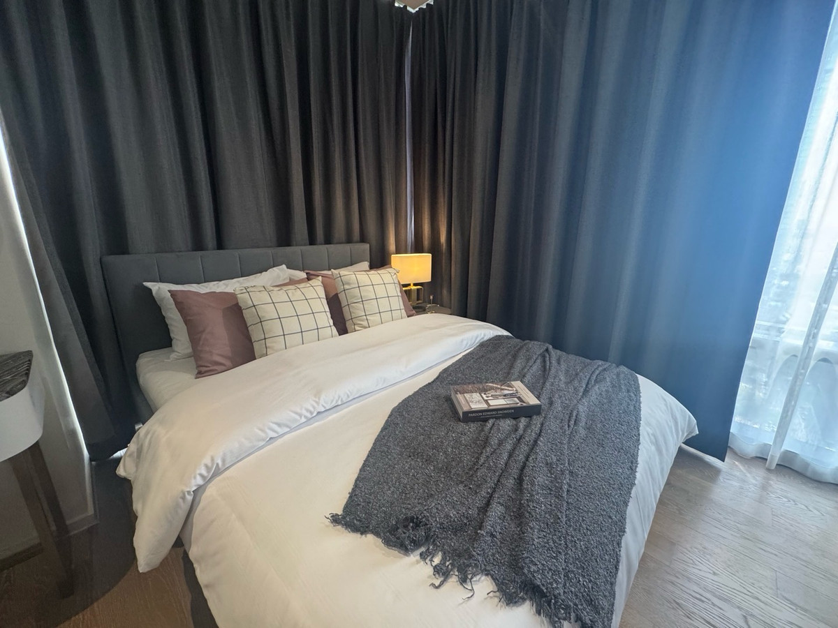 For RentCondoSilom, Saladaeng, Bangrak : For Rent Ashton Silom 2 Bedroom price 70,000 baht contact 0869017364