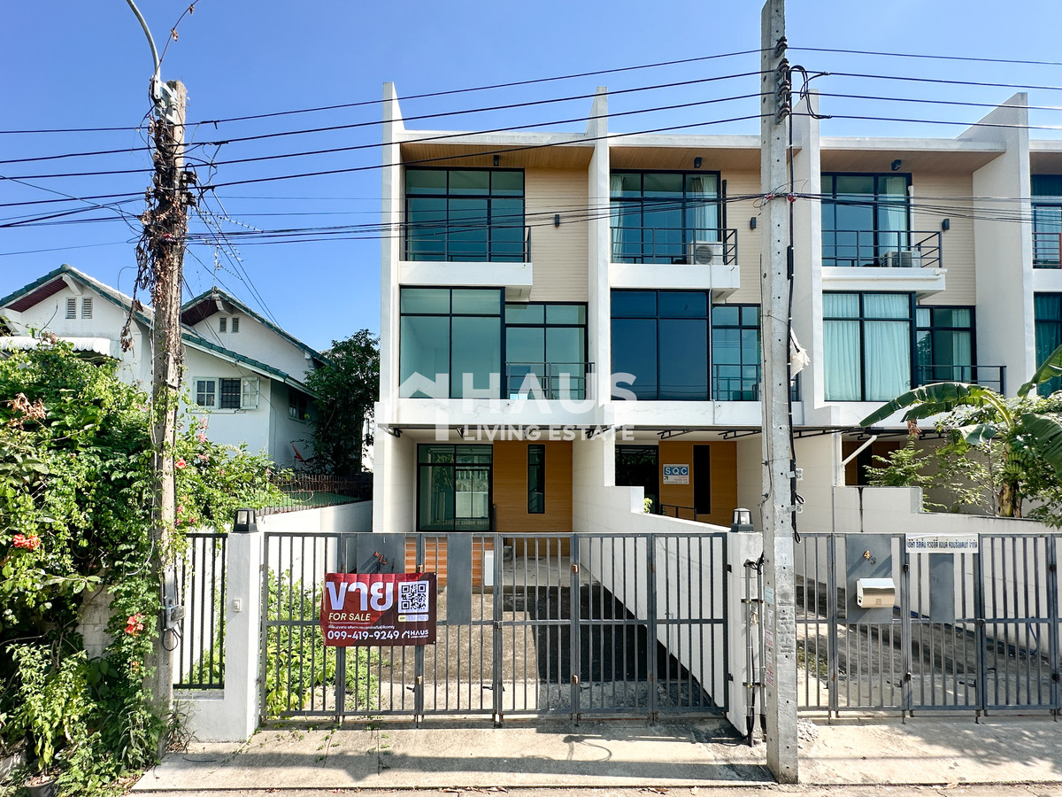 ขายทาวน์โฮมแจ้งวัฒนะ เมืองทอง : 💎 ทาวน์โฮมพื้นที่เยอะ! ใกล้ทางด่วน (มีพื้นที่สวนข้างบ้าน) พร้อมอยู่🔥 ขายทาวน์โฮม งามทาวน์โฮม 🔥 NGAM TownHome / 3 ห้องนอน #TNGM030