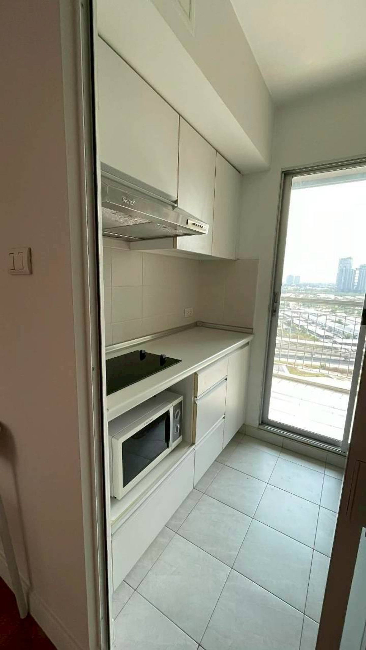 ให้เช่าคอนโดพระราม 9 เพชรบุรีตัดใหม่ RCA : ✅ LP9R241 ✅ Line : @p2nproperty