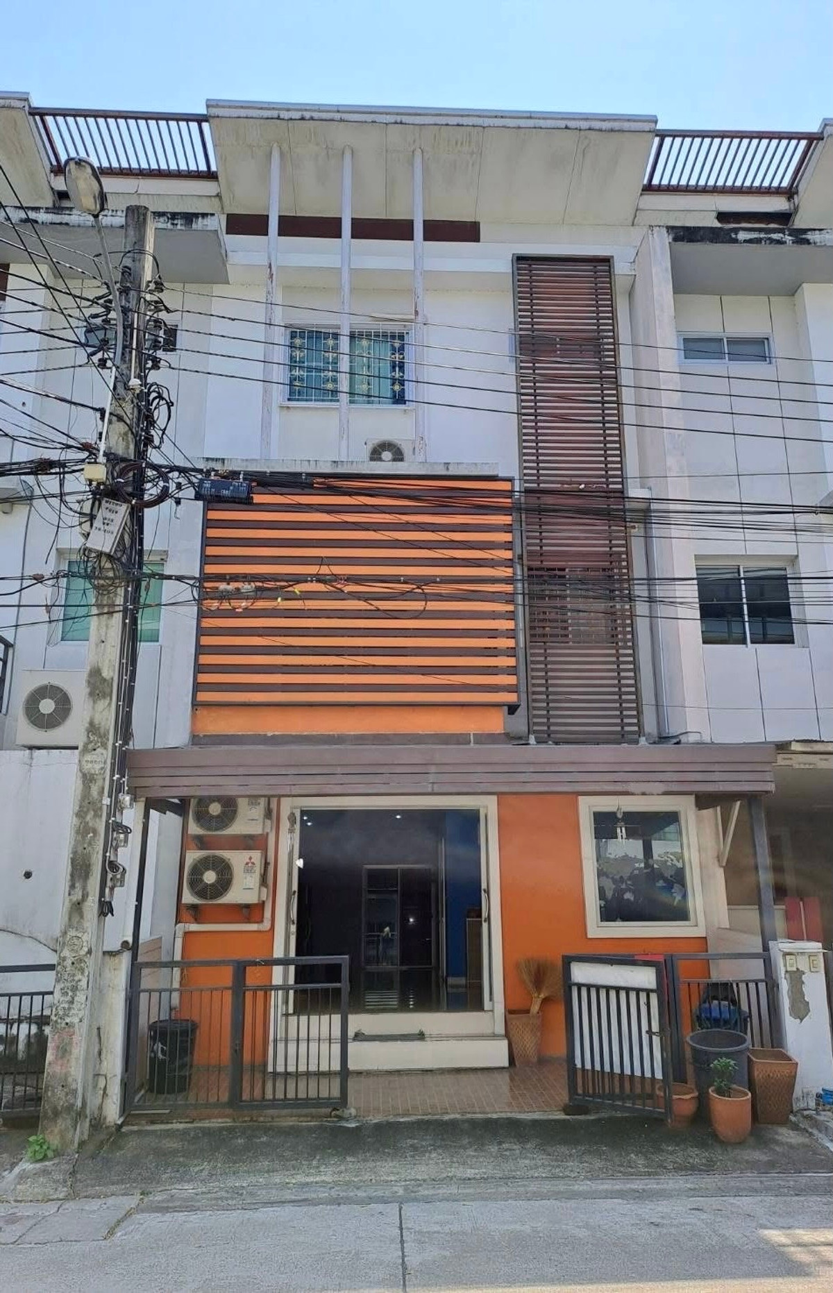 ให้เช่าทาวน์โฮมลาดกระบัง สุวรรณภูมิ : ให้เช่าทาวน์โฮม Nirvana Park สุขุมวิท 77 (อ่อนนุช-ประเวศ) ใกล้โลตัส อ่อนนุช80 และซีคอนสแควร์​ ศรีนครินทร์