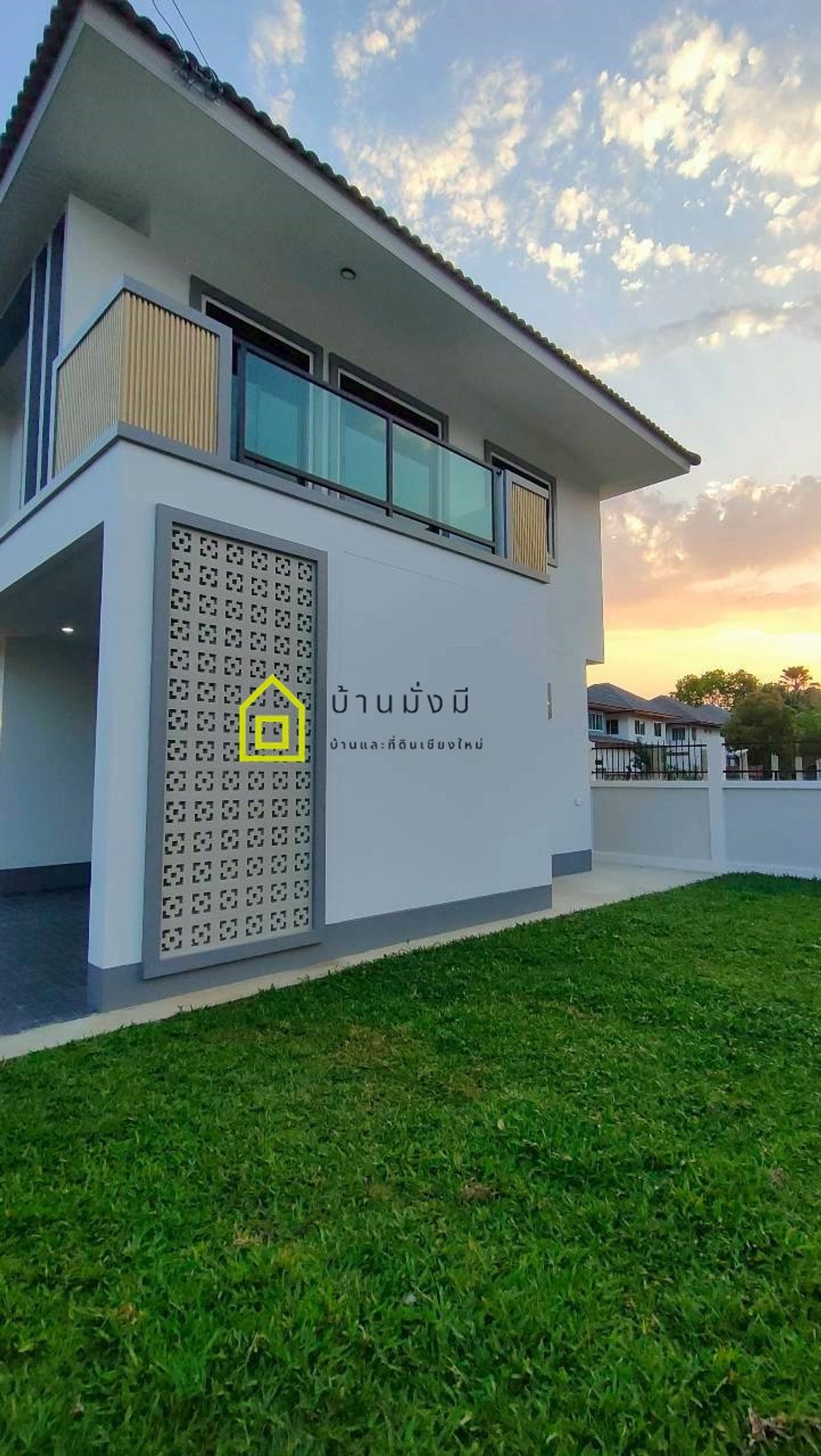 For SaleHouseChiang Mai : 2-story detached house near Maejo University (2 kilometers from Maejo University), Wat Mongkol Setthi intersection zone.