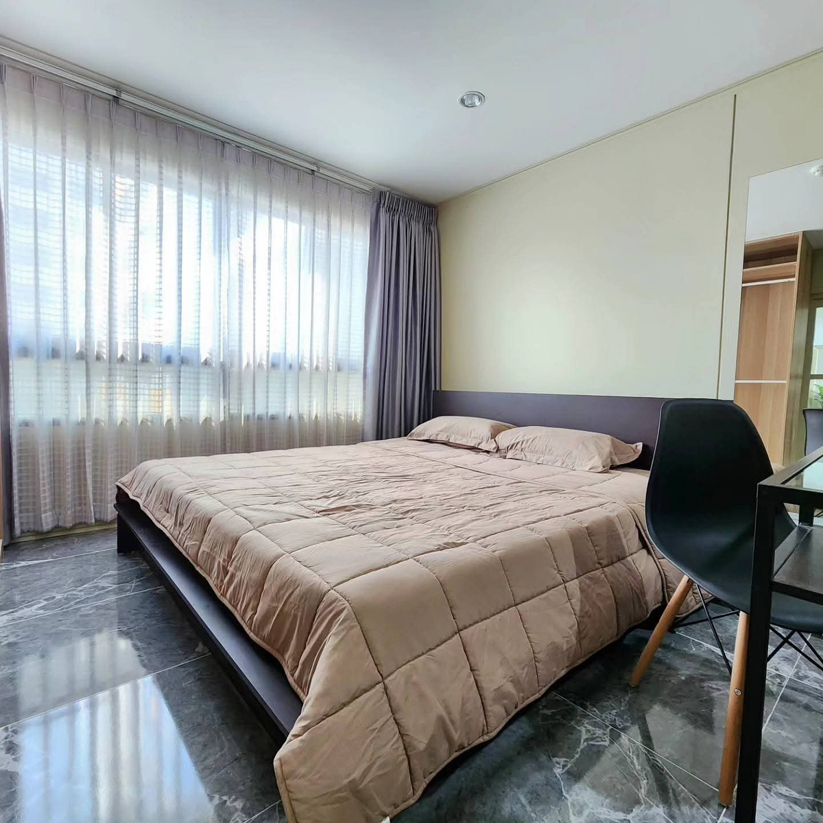 For RentCondoOnnut, Udomsuk : Condo for rent Lumpini Ville Sukhumvit 77 (BTS Onnut 900 meters), fully furnished, ready to move in.