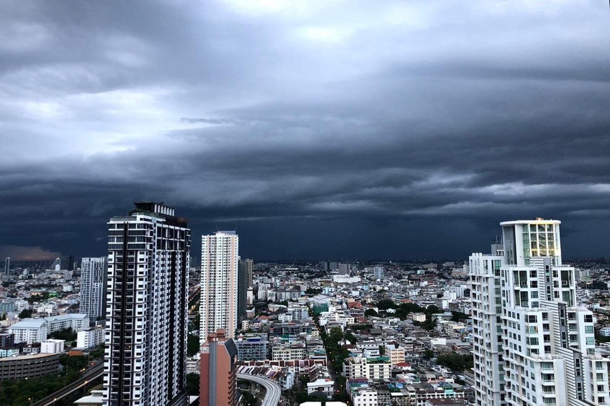 For SaleCondoWongwianyai, Charoennakor : 🔥 Sale with tenant !!  below market price 50% !! The River, 1 bedroom, 1 bathroom, high floor 34++, city view!!🔥 Code C20221206486 furnished, Special Deal!!📣📣