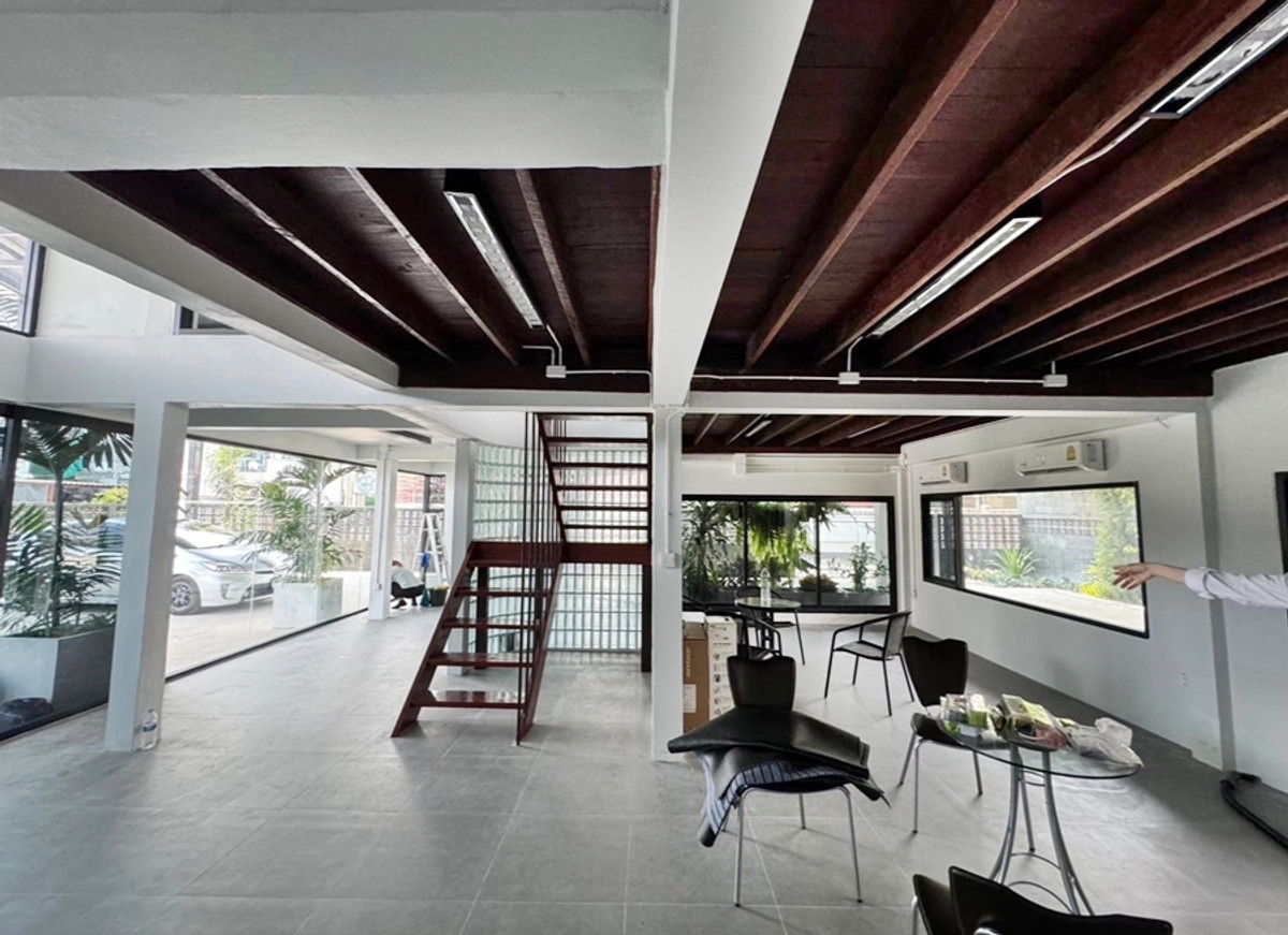 For RentRetail SpaceChokchai 4, Ladprao 71, Ladprao 48, : Standalone Building 520 sqm. Lat Phrao 64 - Sutthisan Winitchai For Cafe, Office, Clinic, Studio