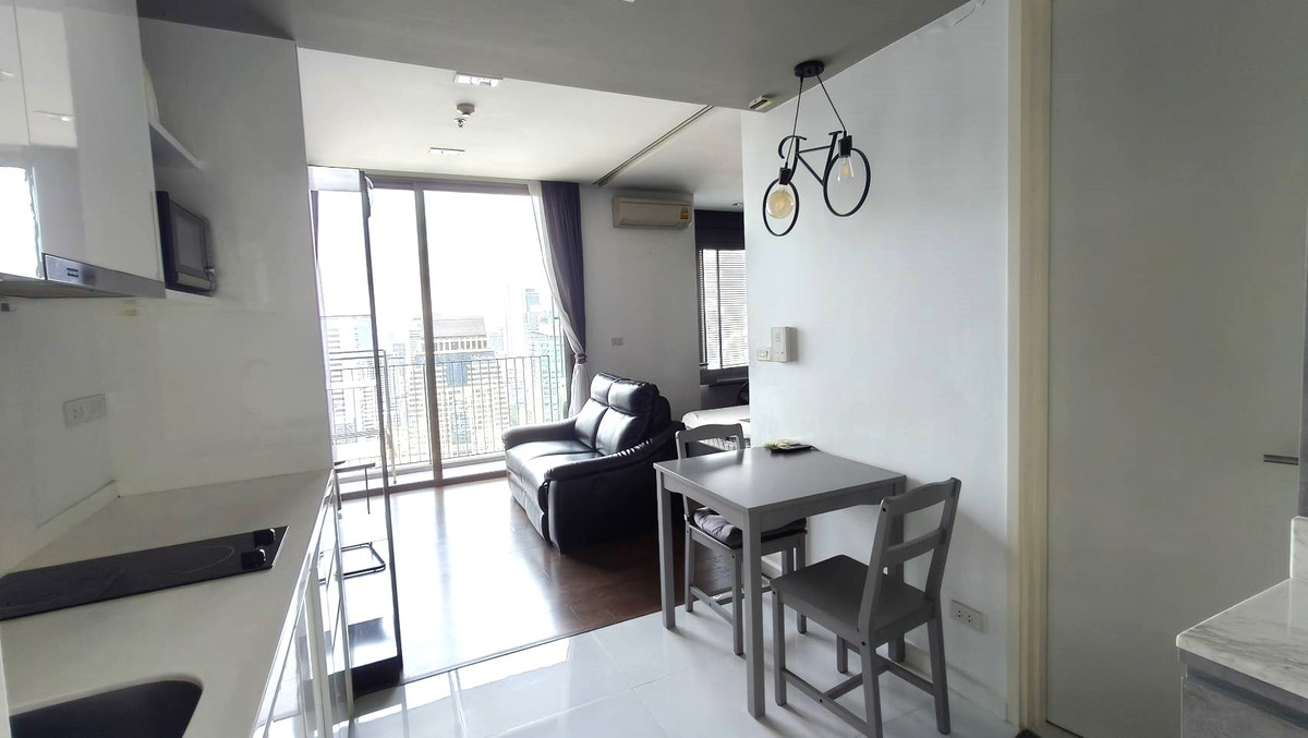 For RentCondoSathorn, Narathiwat : Nara9, 39 sq m, 31st floor, 1 bedroom, 1 bathroom, BTS Chong Nonsi.