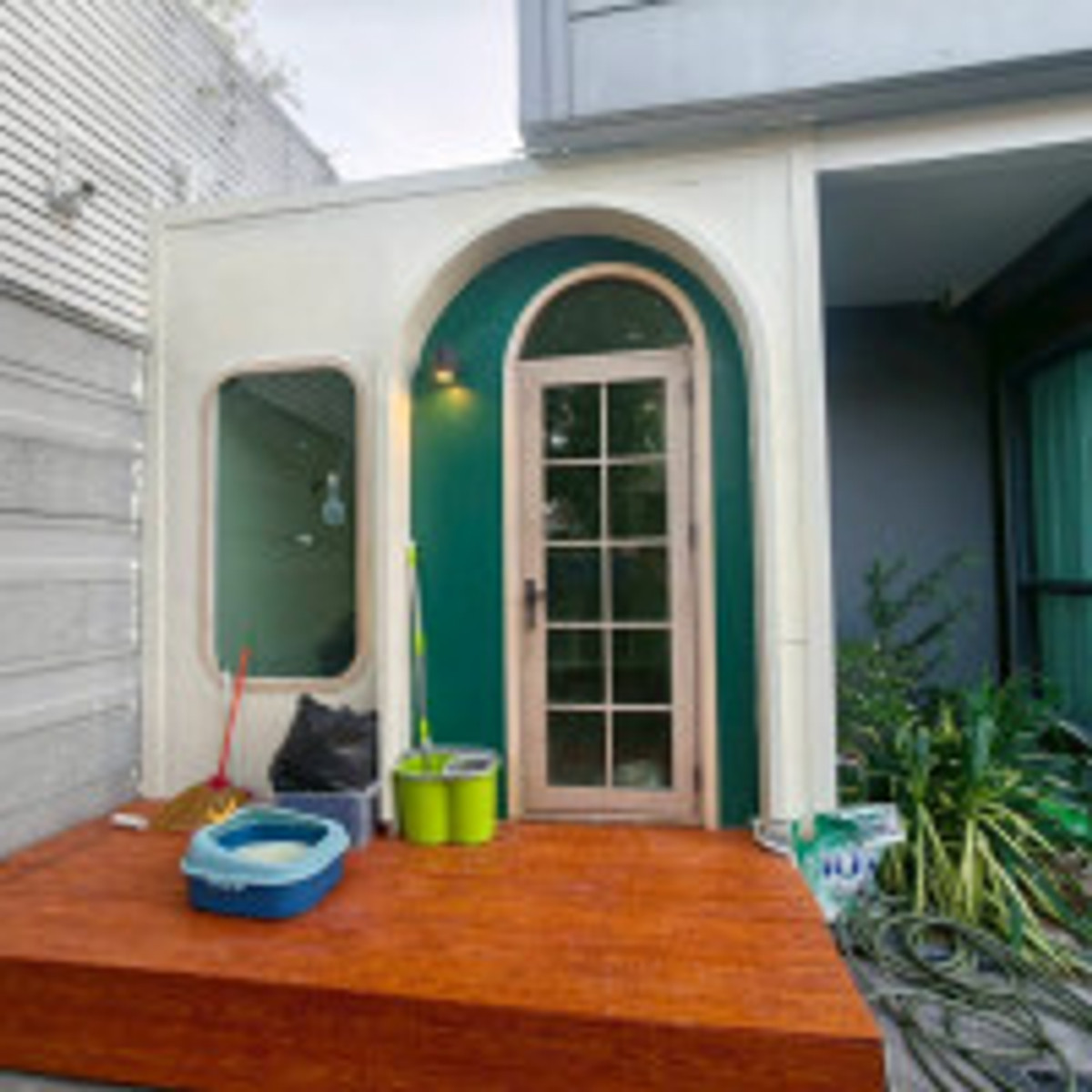 HouseLadkrabang, Suwannaphum Airport : Sell/rent luxury house THE CITY Sukhumvit-On Nut Private corner house, 4 bedrooms, 5 bathrooms, 18.5 million (rent 1 hundred thousand), has a separate pet room, fully furnished, ready to move in, AP quality society.