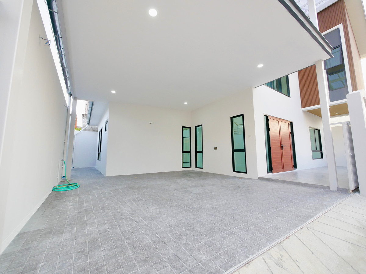 ขายบ้านเกษตร นวมินทร์ ลาดปลาเค้า : ขายบ้านเดี่ยว 2 ชั้น ซอยนวมินทร์ 113 ขนาด 41 ตร.ว. 3 นอน 3 น้ำ ตกแต่งใหม่ทั้งหลัง