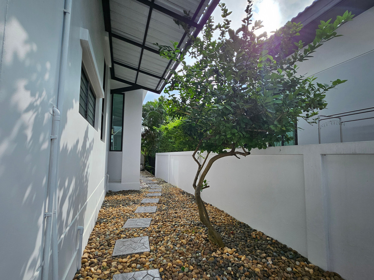 For RentHouseRama 2, Bang Khun Thian : Pet-Friendly ! 6-Bedroom Renovated Home with Private Garden✨