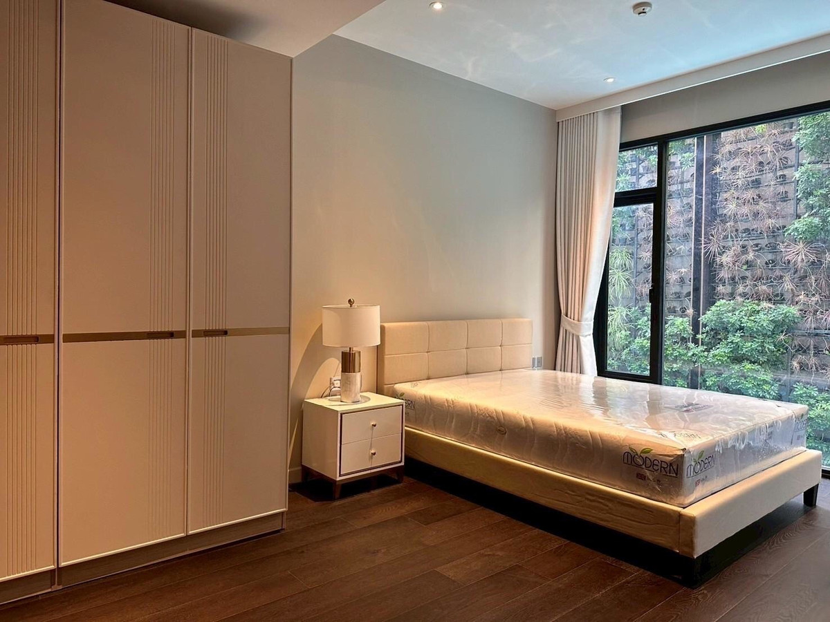 ให้เช่าคอนโดสุขุมวิท อโศก ทองหล่อ : Contemporary Condo for Rent Thonglor | Pet-Friendly Special Price | Near BTS Thonglor | 130,000 THB/Month | คอนโดสไตล์ร่วมสมัยให้เช่า ทองหล่อ เลี้ยงสัตว์ได้ ราคาพิเศษ ทำเลทอง ใกล้ BTS ทองหล่อ 130,000 บาท/เดือน ⸻LTH14769