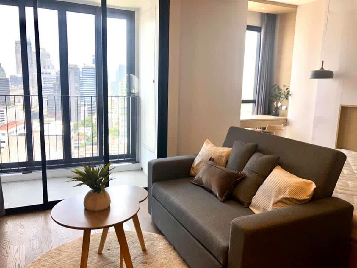 คอนโดสยาม จุฬา สามย่าน : Ashton Chula Silom【𝐒𝐄𝐋𝐋 & 𝐑𝐄𝐍𝐓】🔥ดีไซน์ไม่หวือหวา แต่มีชั้นเชิง ฟีลส่วนตัว🔥 ติดต่อไลน์ไอดี: @hacondo