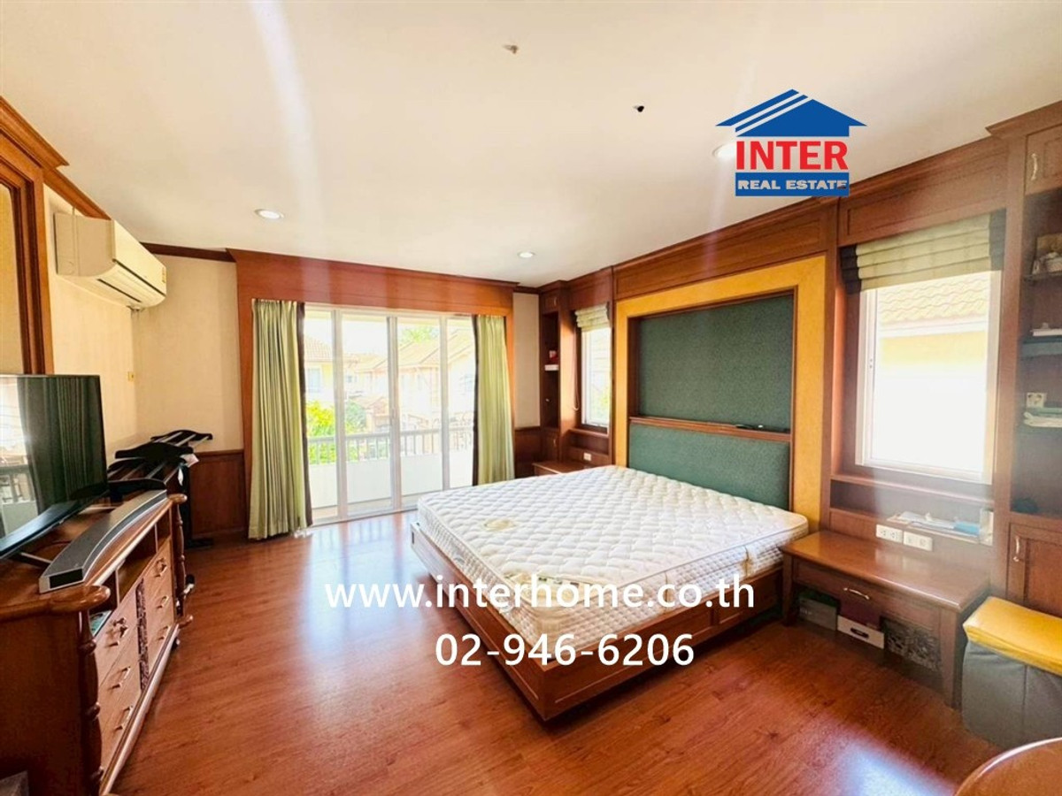 For SaleHouseBang kae, Phetkasem : 2-story detached house, 68 sq m, Parinyada Village, Wongwaen-Sathorn, Bang Khae 4 Road, Bang Khae Road, Kanchanaphisek Road, Bang Khae District, Bangkok