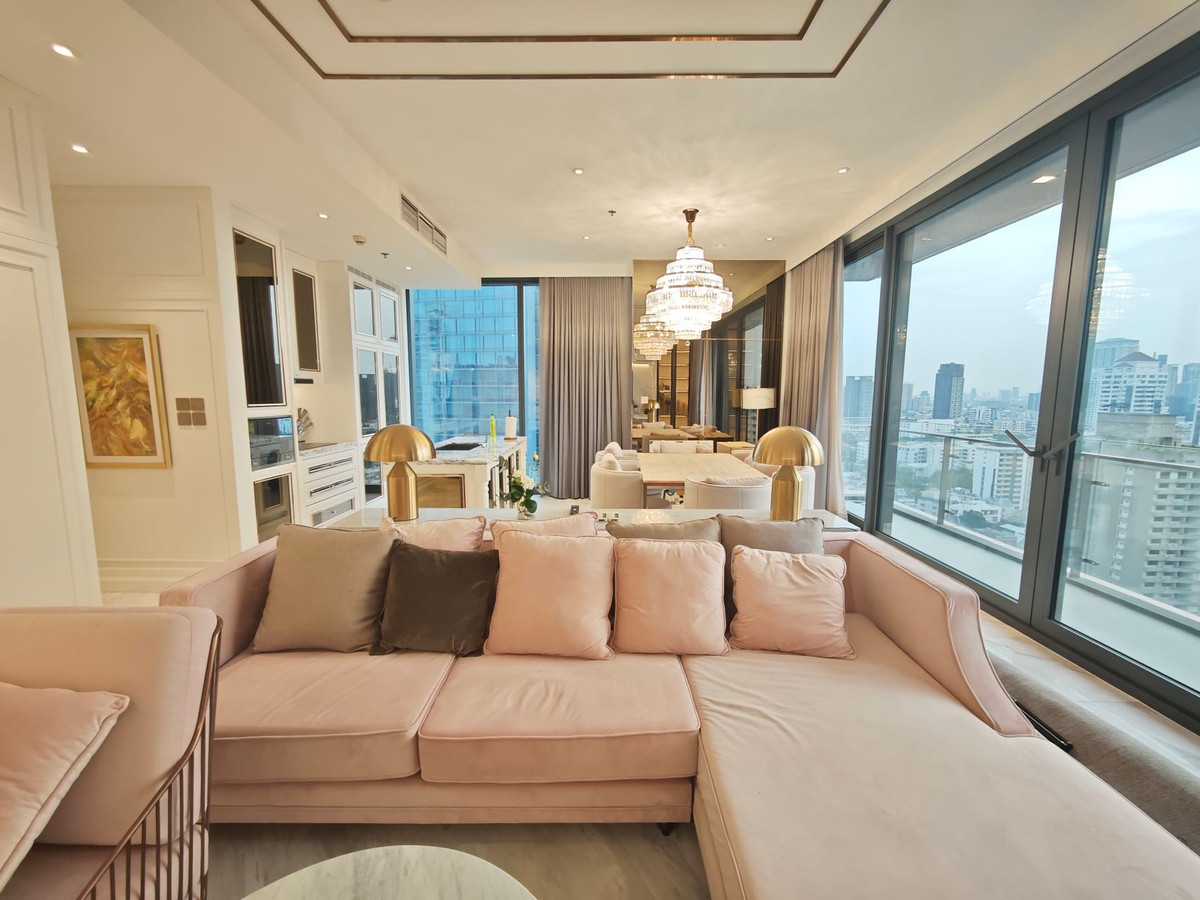 คอนโดสุขุมวิท อโศก ทองหล่อ : Luxury condo : KHUN by YOO For Rent/Sale