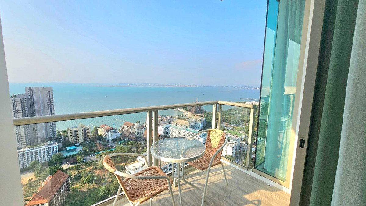 ให้เช่าคอนโดพัทยา บางแสน ชลบุรี สัตหีบ : ให้เช่าเดอะริเวียร่าวงศ์อมาตย์บีช 50,000 บาท/เดือน | 2 ห้องนอน 2 ห้องน้ำ | 70 ตรม. | วิวทะเล | 37 ชั้น