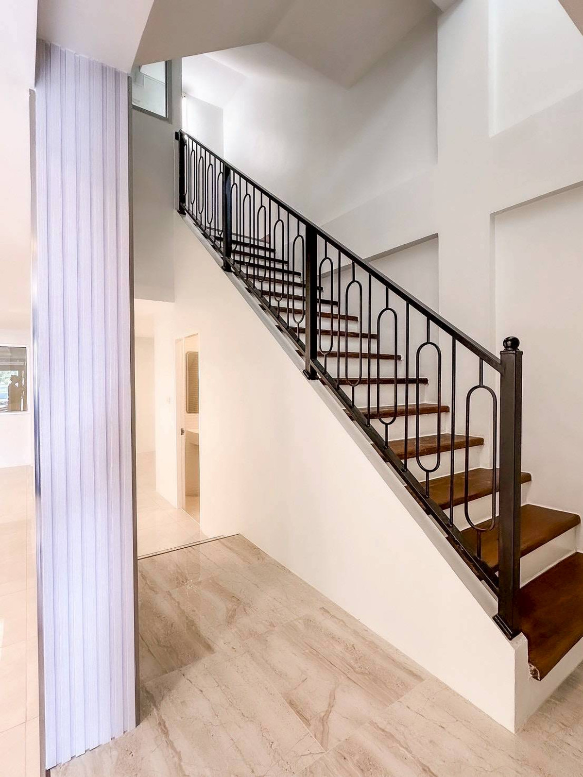 ขายทาวน์โฮมโชคชัย4 ลาดพร้าว71 : ขายบ้านทำเลดี บ้านกลางเมือง พระรามเก้า-ลาดพร้าว ใกล้รถไฟฟ้าสายสีเหลือง สถานีลาดพร้าว 71 ทำเลดีมาก โครงการติดถนนประดิษฐ์มนูญธรรม ไม่ต้องเข้าซอย (ใกล้ Health land ทาวน์อินทาวน์)