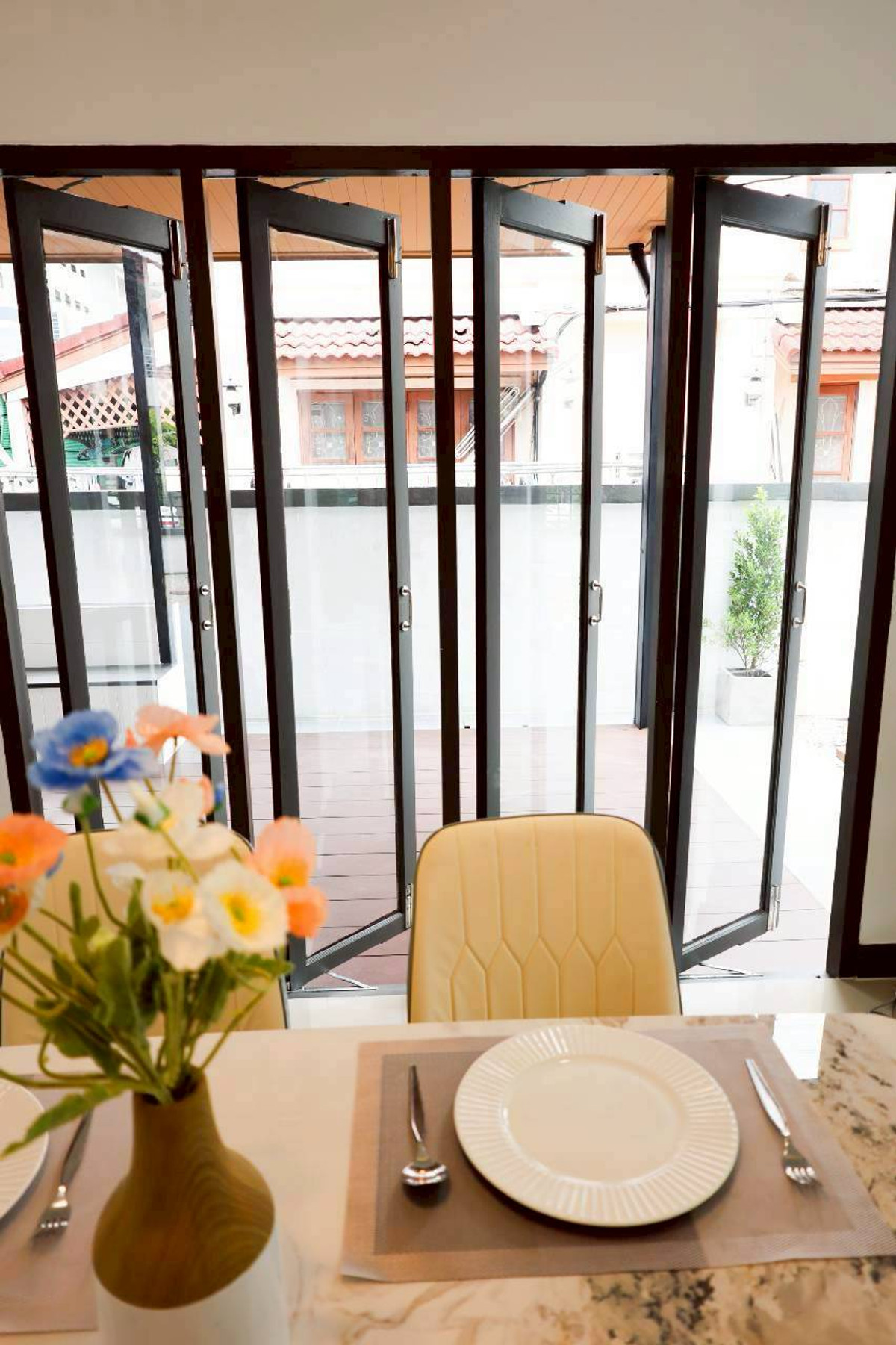 ขายบ้านมีนบุรี-ร่มเกล้า : 💎 จ่ายแค่ราคาบ้าน.. แต่ได้ 