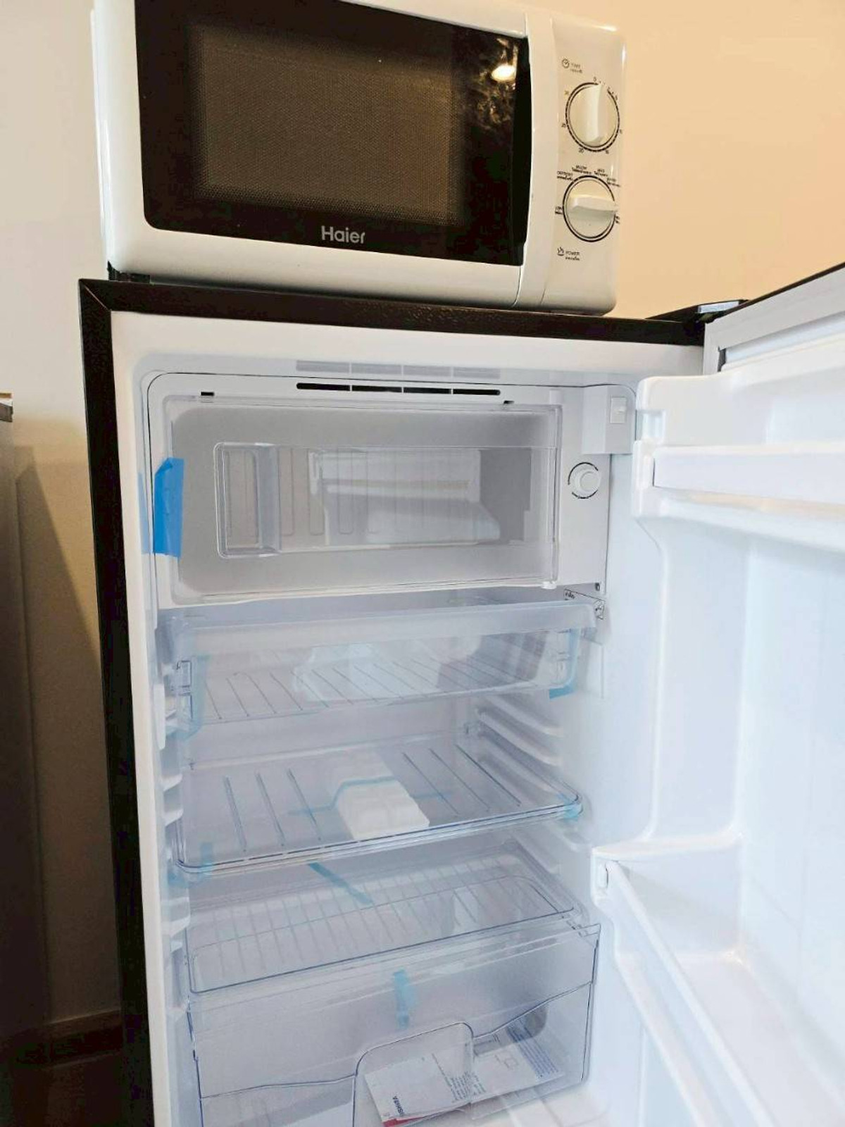 For RentCondoKasetsart, Ratchayothin : For rent ⭐️ 𝗛𝗶 𝗥𝗮𝘁𝗰𝗵𝗮𝘆𝗼𝘁𝗵𝗶𝗻 𝗖𝗼𝗻𝗱𝗼 🚈 ℬ𝓉𝓈. Ratchayothin has a free shuttle. !!! 𝟭𝟬𝟬𝟬𝟬 baht/month 💸