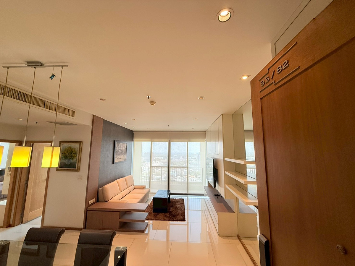 For RentCondoSukhumvit, Asoke, Thonglor : 🔥🎉 Condo for Rent 1 Bedroom The Emporio Place High Floor Beautiful Unit Sukhumvit 24