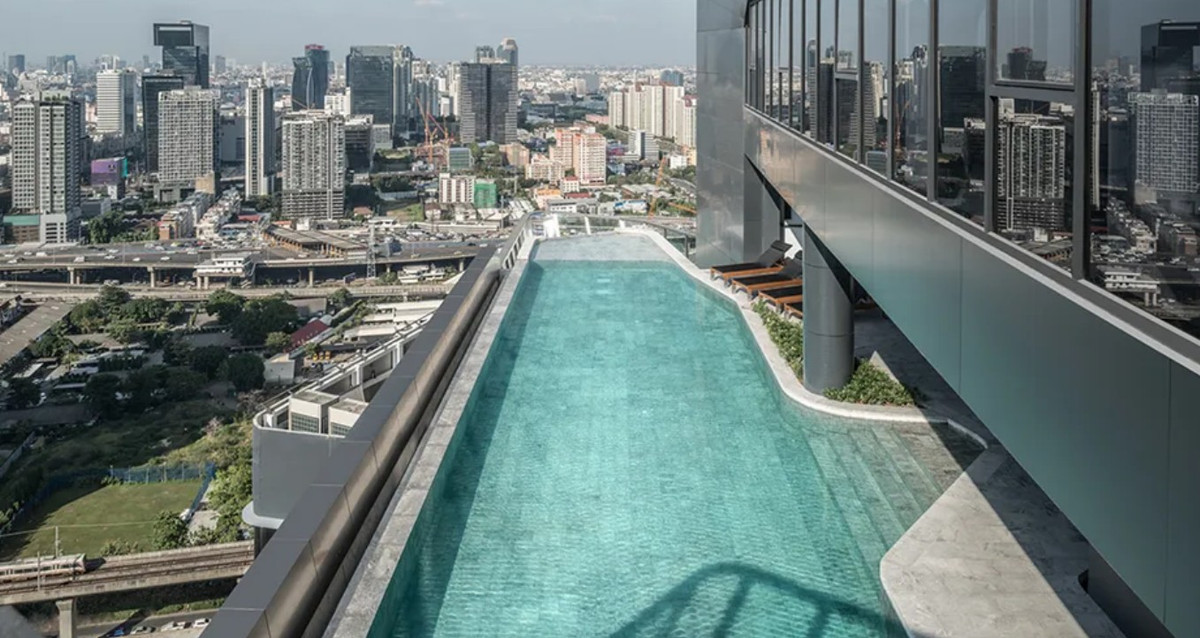 For SaleCondoRama9, Petchburi, RCA : ✨ For Sale: Ideo Mobi Asoke Condo ✨ 💰 Only 8,500,000 THB