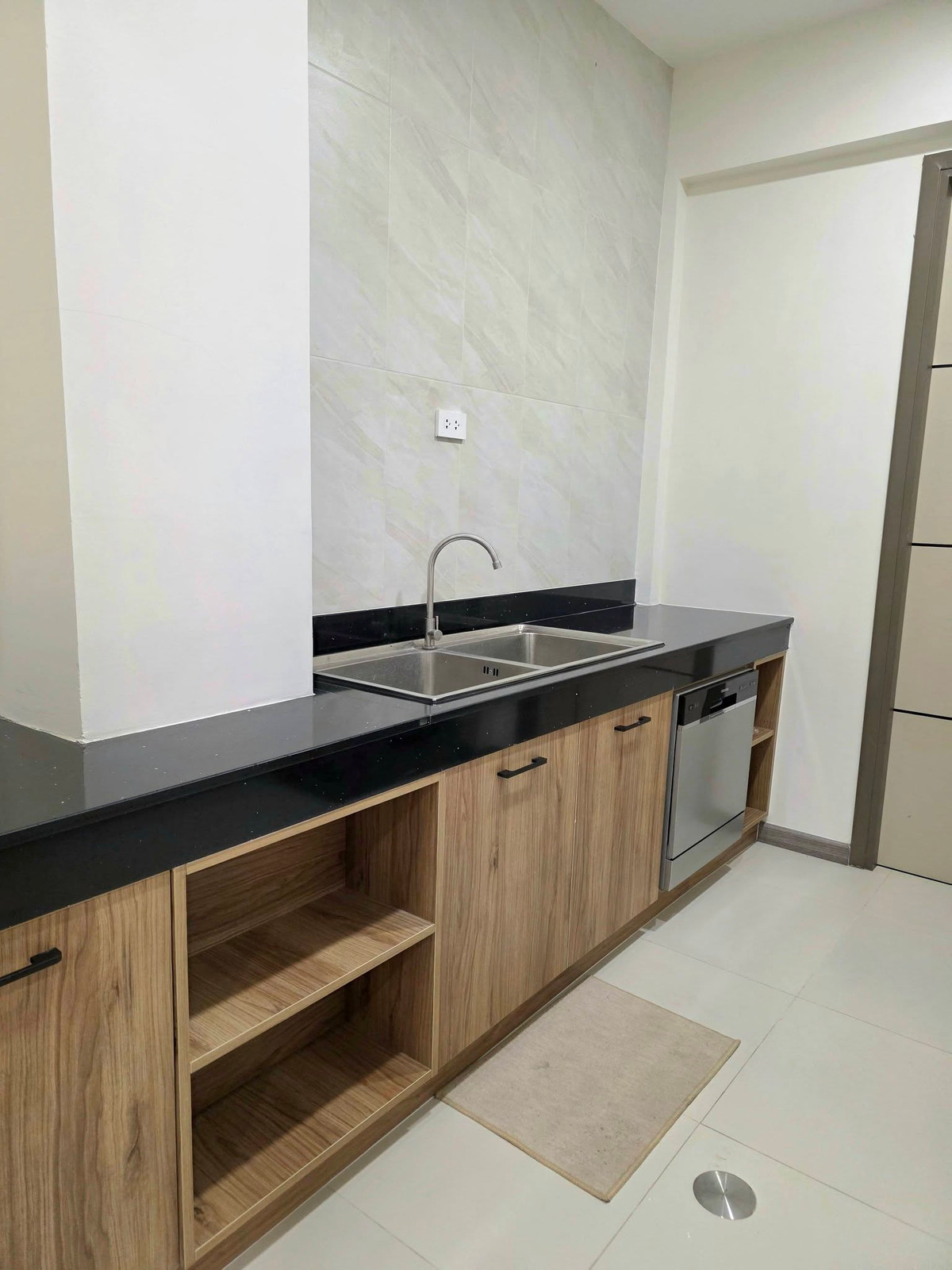 ขายสุขุมวิท อโศก ทองหล่อ : 💥 ขายบ้านเดี่ยวพูลวิลล่า ใจกลางสุขุมวิท ซอยสุขุมวิท 60/1 💥