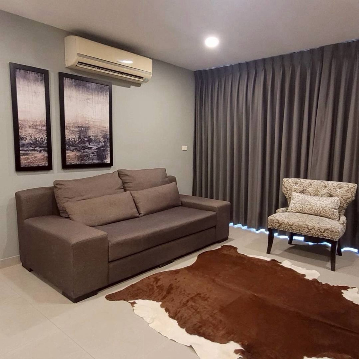 For SaleCondoSukhumvit, Asoke, Thonglor : Condo for Sale Sukhumvit 39 near BTS Phrom Phong, Large 2 Bedroom 108 sq.m Renovated Unit, Ready to Move, Near EmQuartier Fuji Super and Samitivej Hospital, Foreign Quota