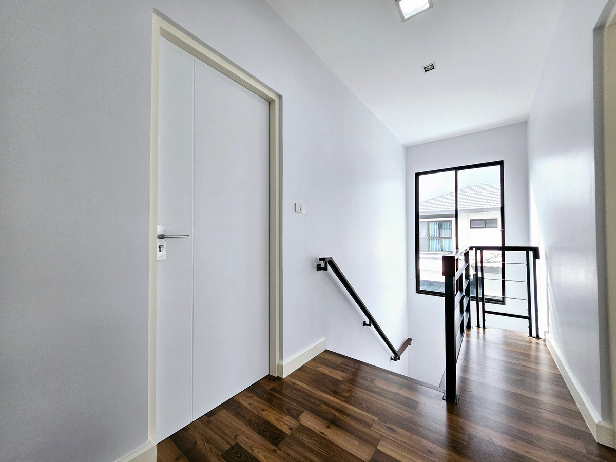 For RentHouseRama 2, Bang Khun Thian : Pet-Friendly ! 6-Bedroom Renovated Home with Private Garden✨