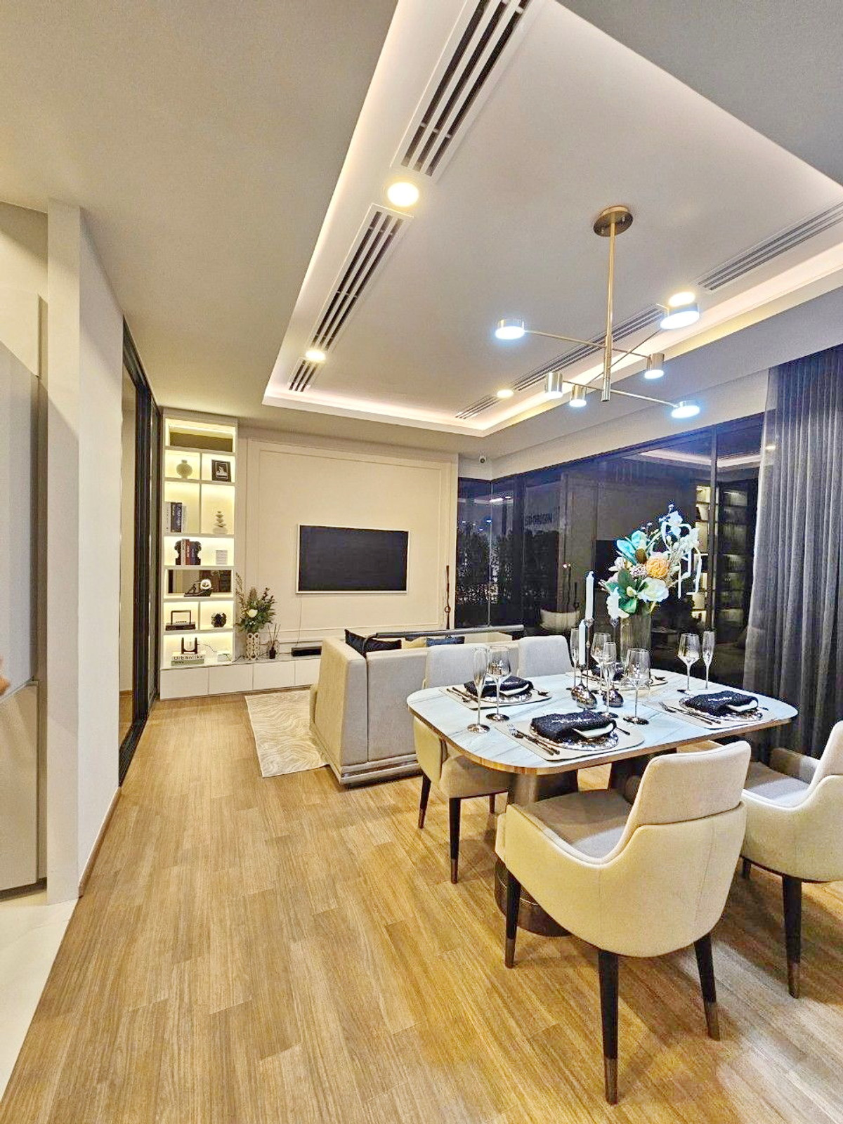 ขายดาวน์คอนโดปิ่นเกล้า จรัญสนิทวงศ์ : 9759♚ขายคอนโด 2 ห้องนอน♙โซ ออริจิ้น เวลเนส ศิริราช♜MRTไฟฉาย(70ม.)∞099-5919653,065-9423251🜲Line@sureresidence