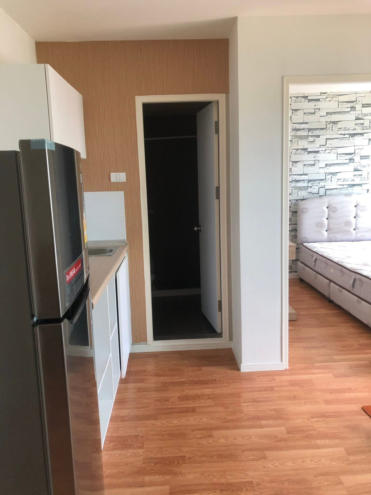 ให้เช่าคอนโดบางแค เพชรเกษม : ให้เช่าคอนโด ลุมพินี พาร์ค เพชรเกษม 98 ห้อง 2 นอน  ใกล้เดอะมอลล์บางแค และรถไฟฟ้า MRT หลักสอง