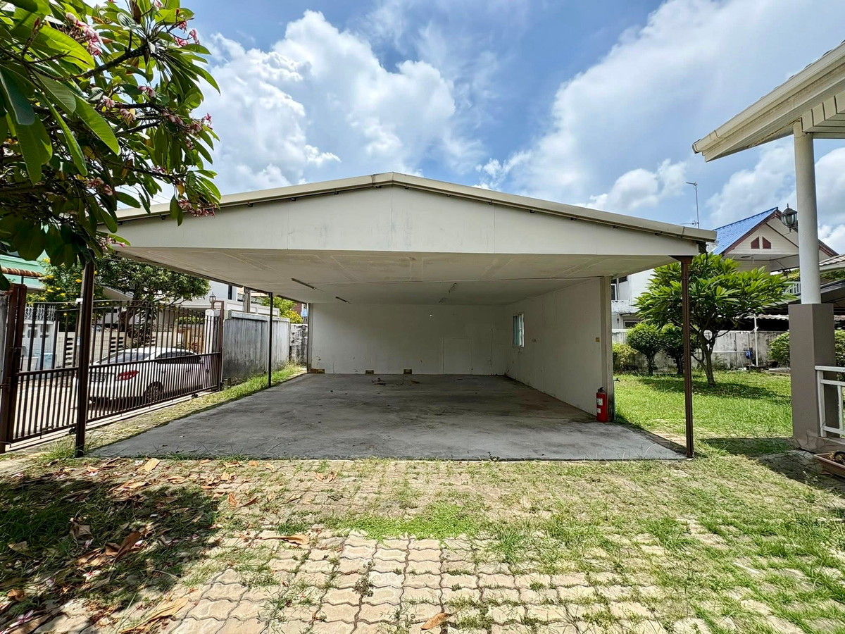 For SaleHouseOnnut, Udomsuk : Muangthong Village 4 Sukhumvit 101 / 4 Bedrooms (For Sale), Muangthong Village 4 Sukhumvit 101 / 4 Bedrooms (FOR SALE) GNG054