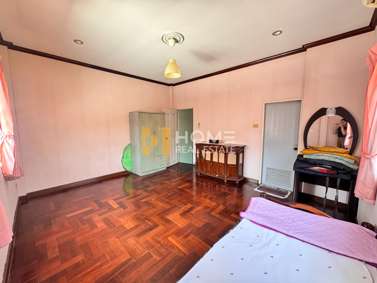 For SaleHousePattaya, Bangsaen, Chonburi : Detached House Amporn Place Sriracha / 5 Bedrooms (For Sale), Detached House Amporn Place Sriracha / 5 Bedrooms (FOR SALE) YEAN155