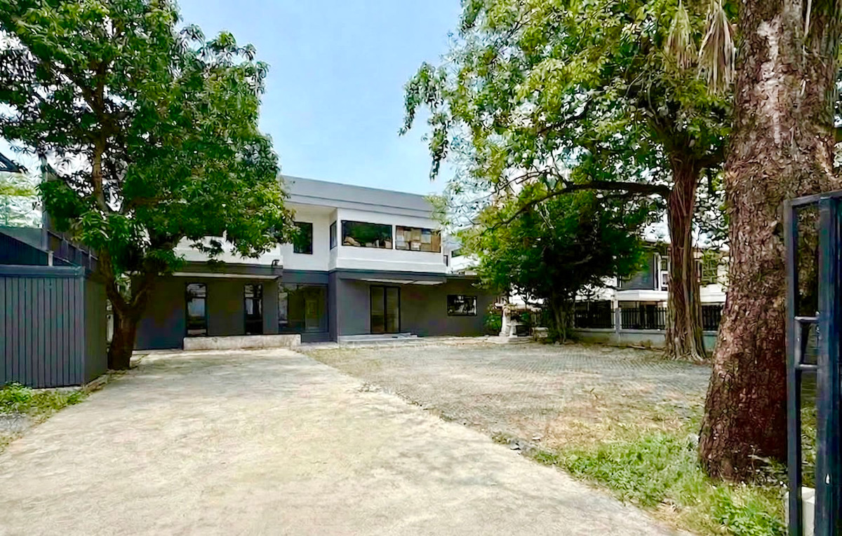 ให้เช่าโฮมออฟฟิศสุขุมวิท อโศก ทองหล่อ : Home Office For Rent! – ให้เช่าโฮมออฟฟิศ 2 ชั้น 400sq.m. ทำเลทองหล่อ 25 จดทะเบียนบริษัทได้ ที่จอดรถ 7–8 คัน