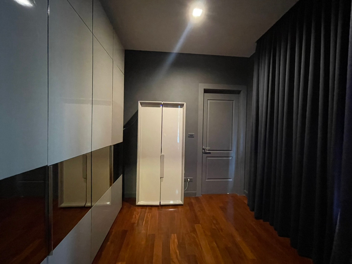 For RentHouseEakachai, Bang Bon : The Pavilla (Private Residences) Bangbon 3 Luxury House for Rent 4 Bedrooms 485 Sq.m. Please call: 062-496-6454