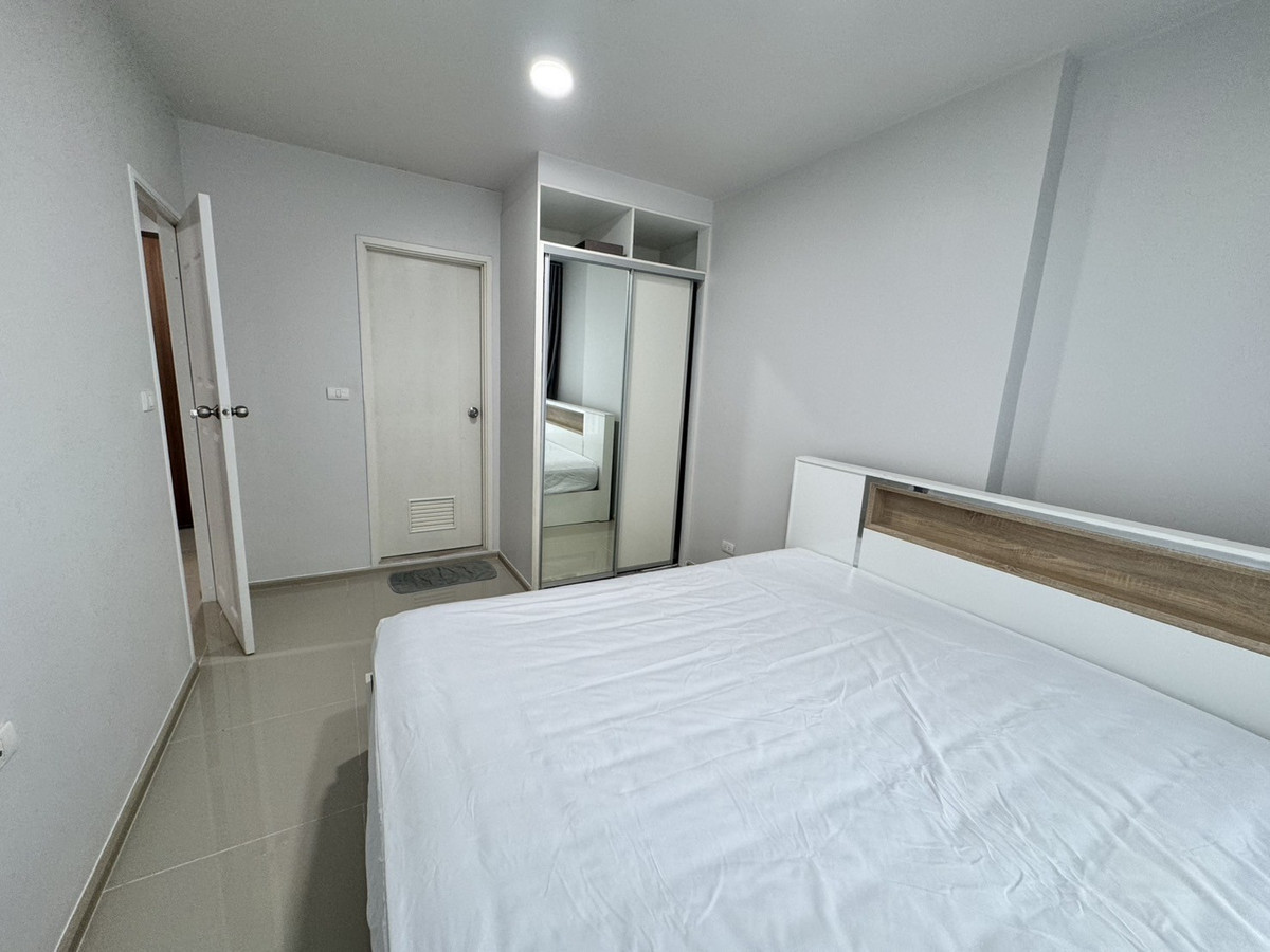 ขายคอนโดสาทร นราธิวาส : ขายด่วนๆ fuse chan sathorn 35 ตรม. ห้องสวย  เฟอร์นิเจอร์พร้อม เครื่องใช้ไฟฟ้าพร้อม