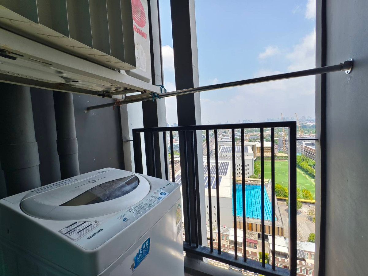 For RentCondoOnnut, Udomsuk : Condo for rent: The Base Park East Sukhumvit 77: The Base Park East ((BTS Onnut On Nut)) MK-02 line @livingbkk